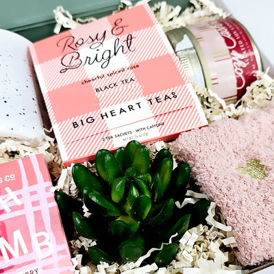 Olive Essentials: Holiday Tea Edition